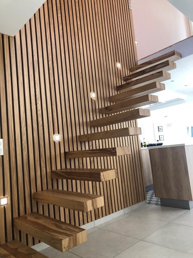 escalier-sur-mesure-menuiserie-Mei-menuiserie